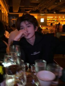 10 NĂM THANH XUÂN, ĐỔI LẠI MỘT LỜI CHIA TAY